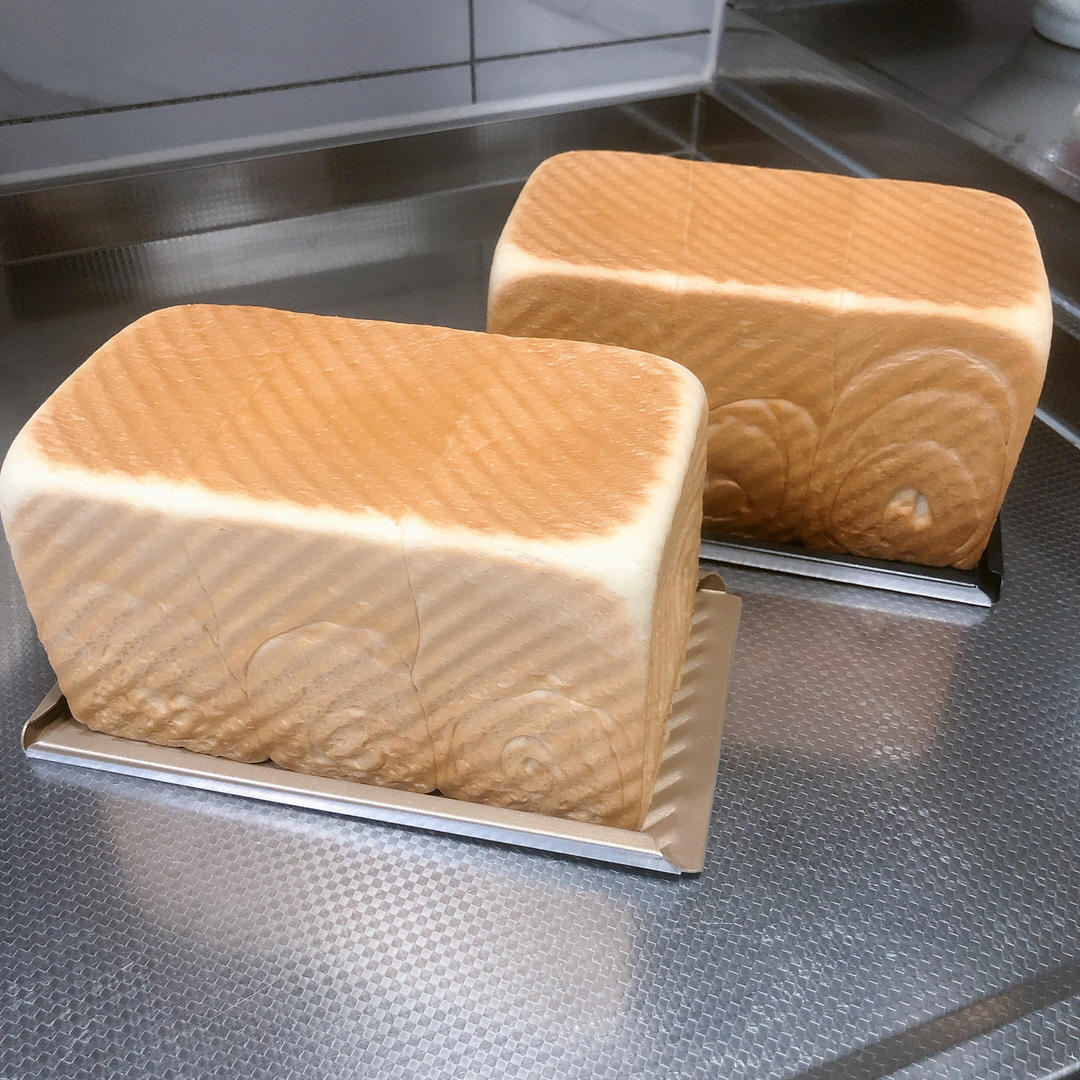 吐司，奶香手撕面包，超级香浓