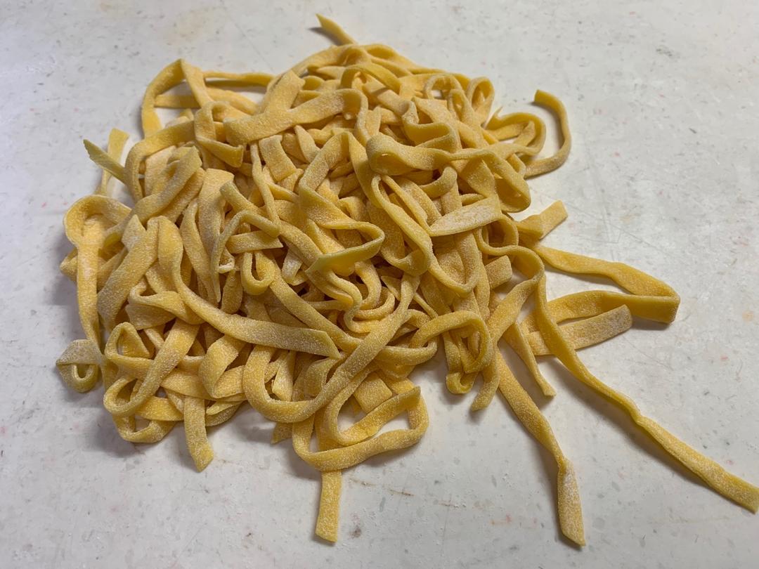 鸡蛋手擀面