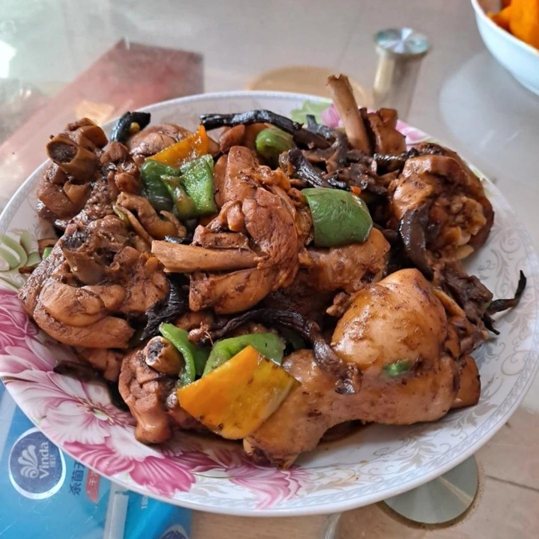 比饭店好吃很多倍的黄焖鸡