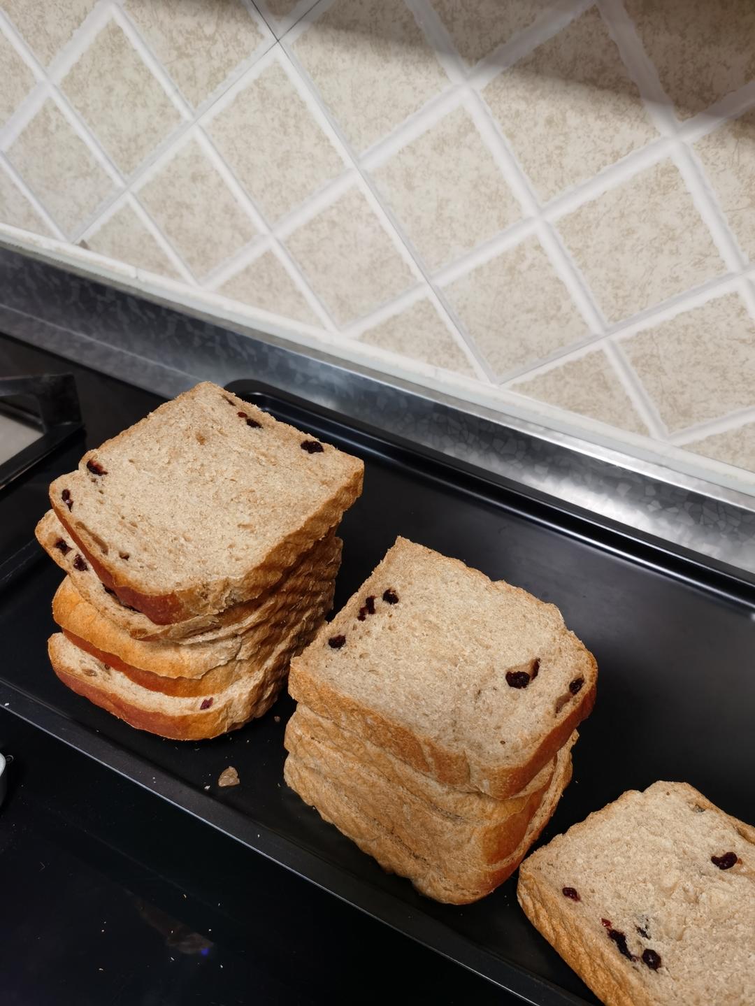 50%全麦吐司｜低糖低脂，吃起来不像是吃全麦的全麦吐司！