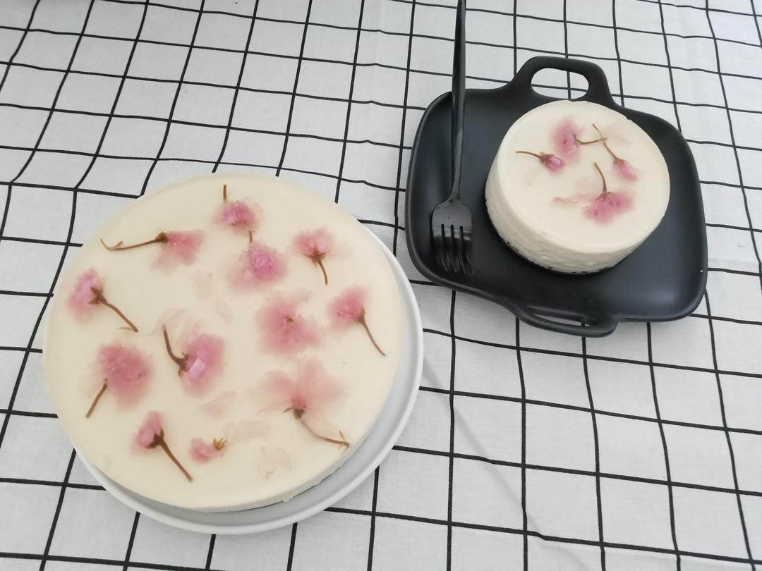 樱花酸奶慕斯蛋糕（免烤）