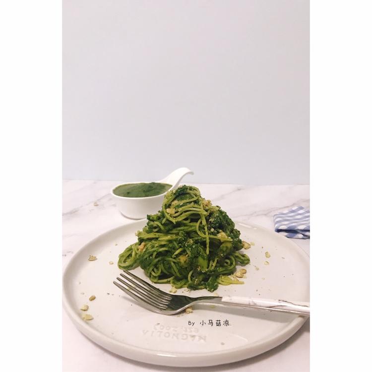 茼蒿青酱意面