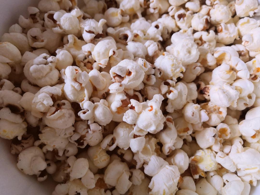 一招搞定小朋友的黄油焦糖爆米花，简单又好吃