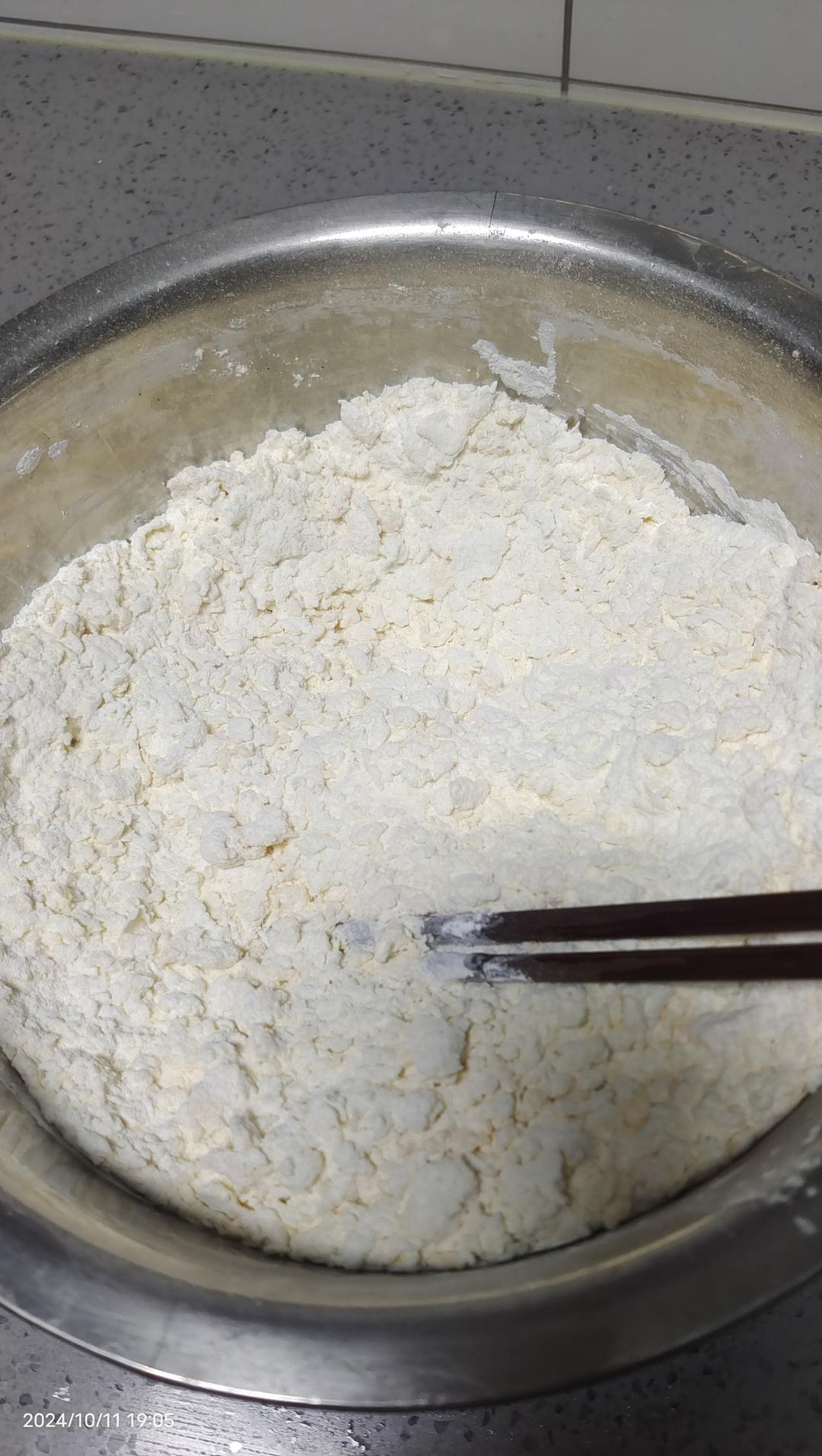 纯奶手撕吐司的做法 步骤1