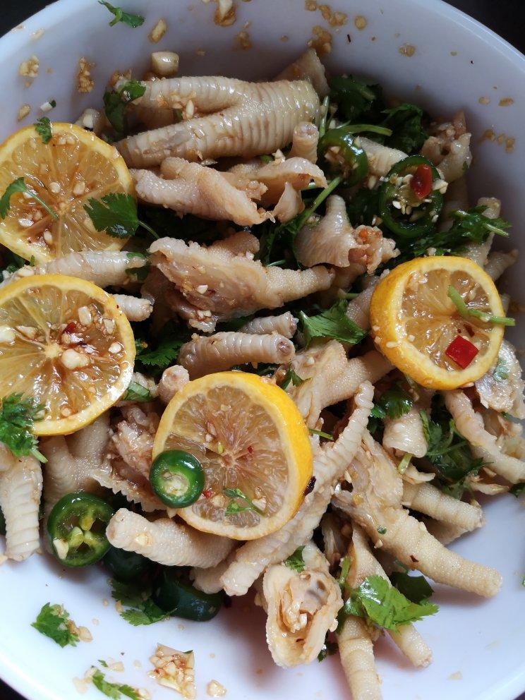 香辣蒜香凉拌爽脆鸡脚