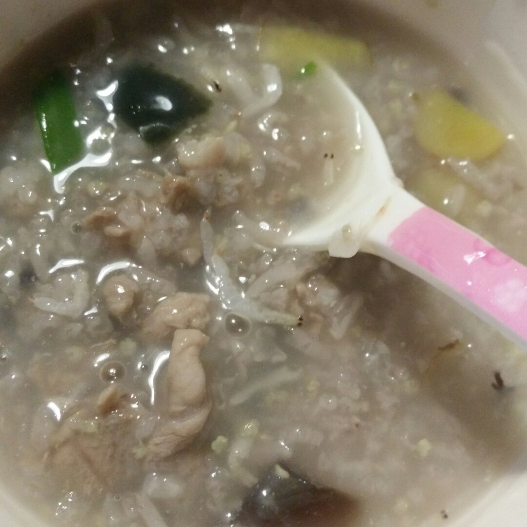皮蛋杂米粥