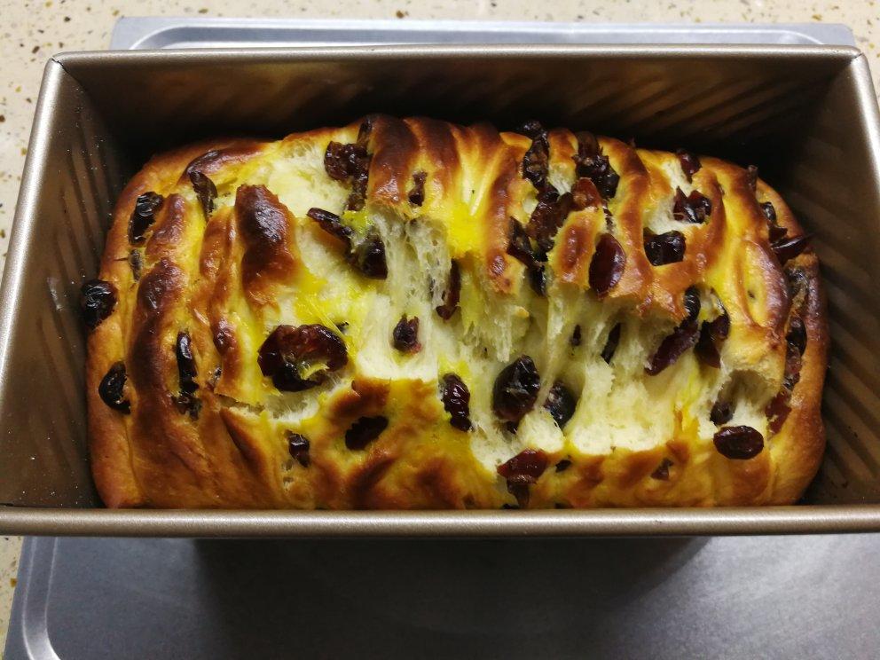 手撕蔓越莓炼乳吐司