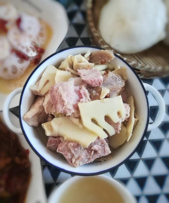 冬笋版腌笃鲜
