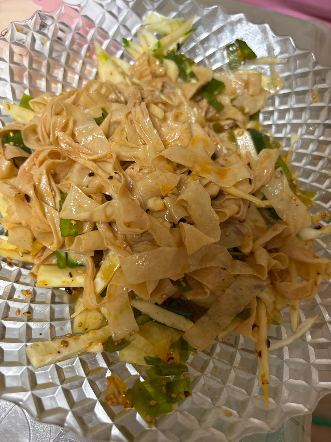 凉拌油豆皮黄瓜，美味又下饭。
