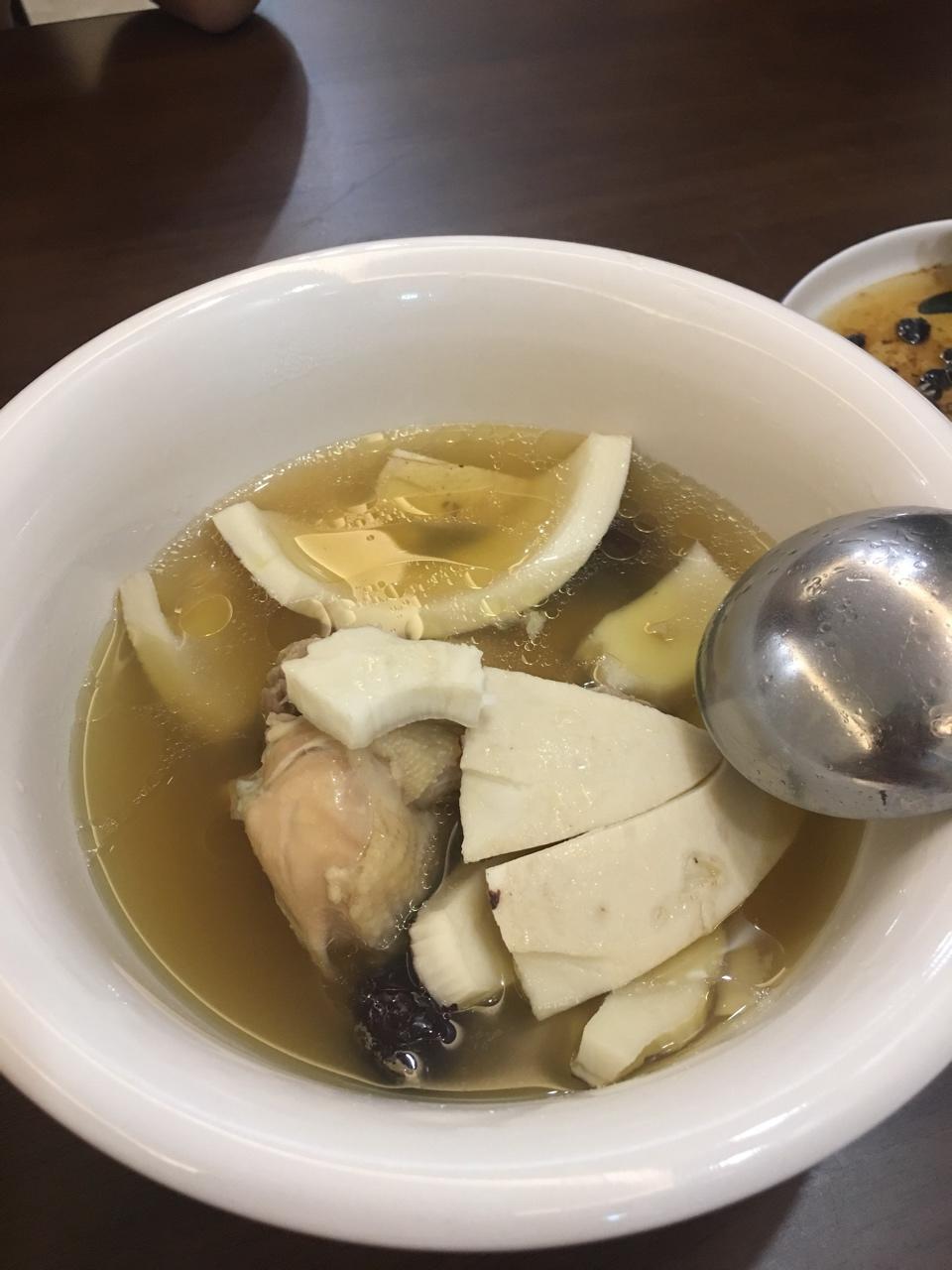 清甜椰子鸡汤
