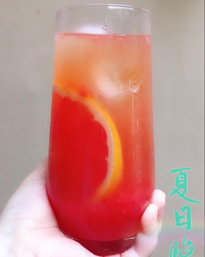夏日晚霞葡萄柚冰茶
