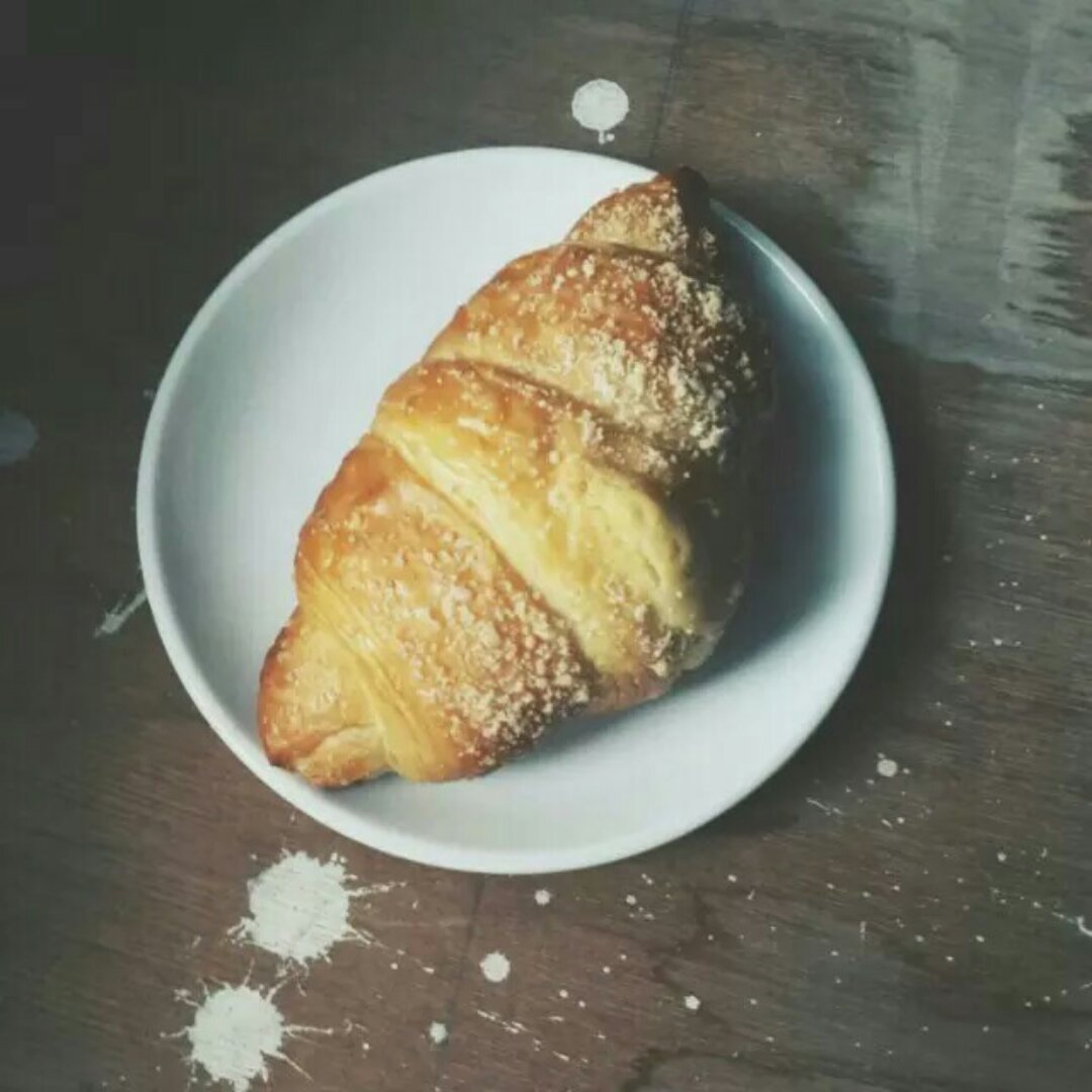 酥皮牛角可颂
