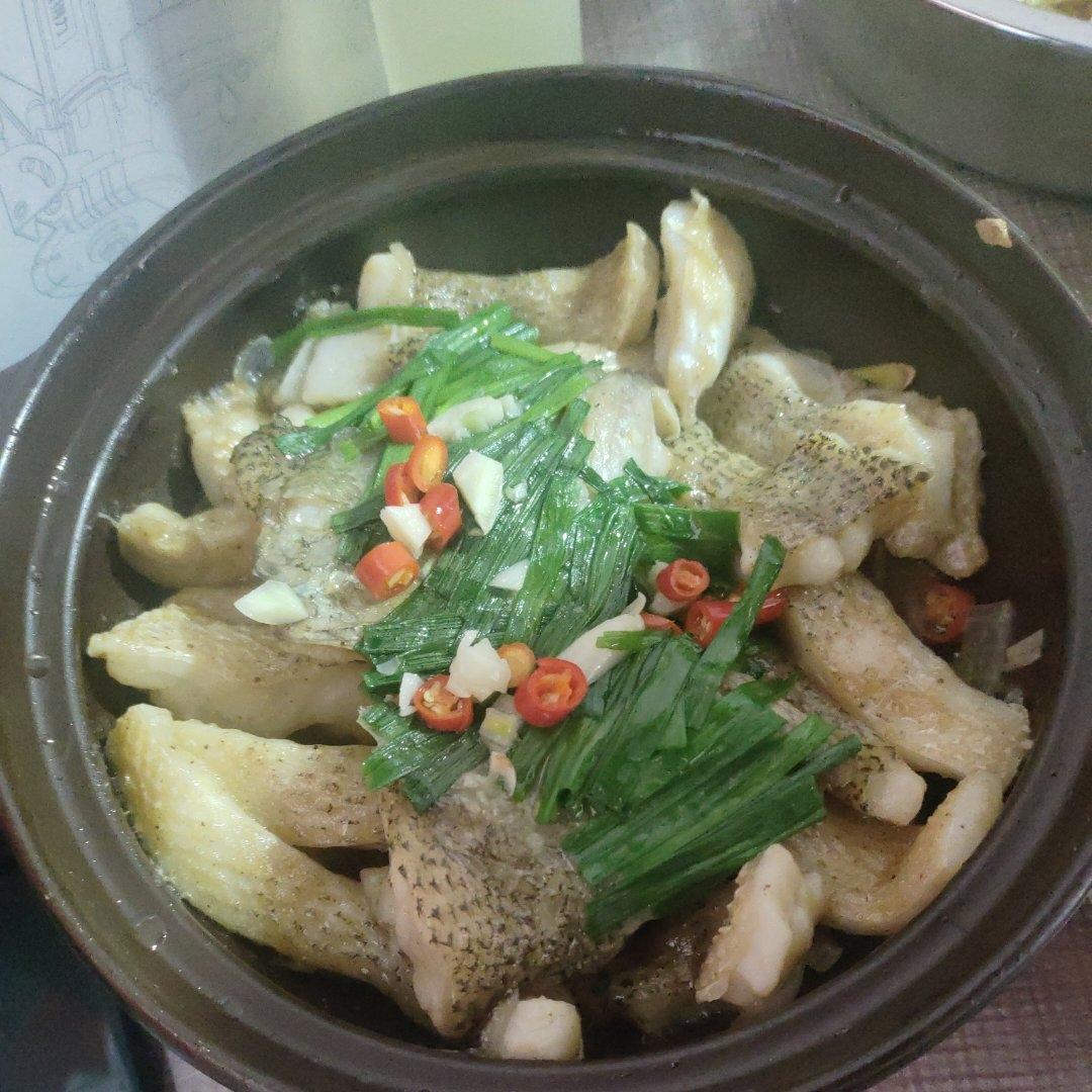 葱香焗鲈鱼