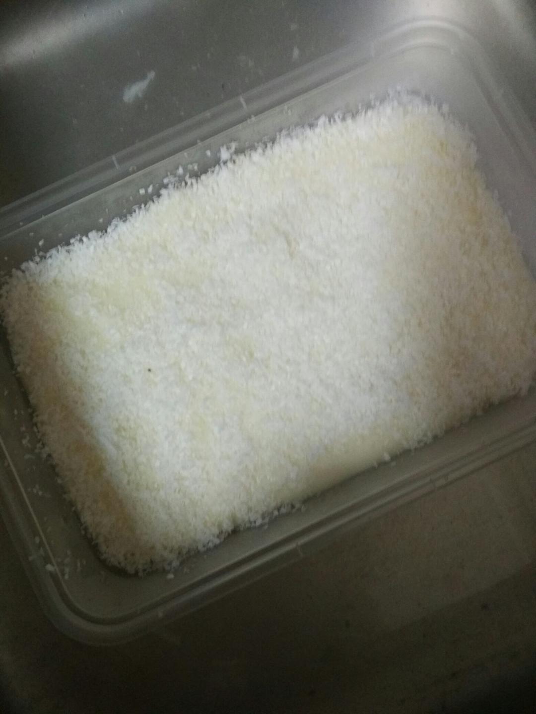椰蓉牛奶小方