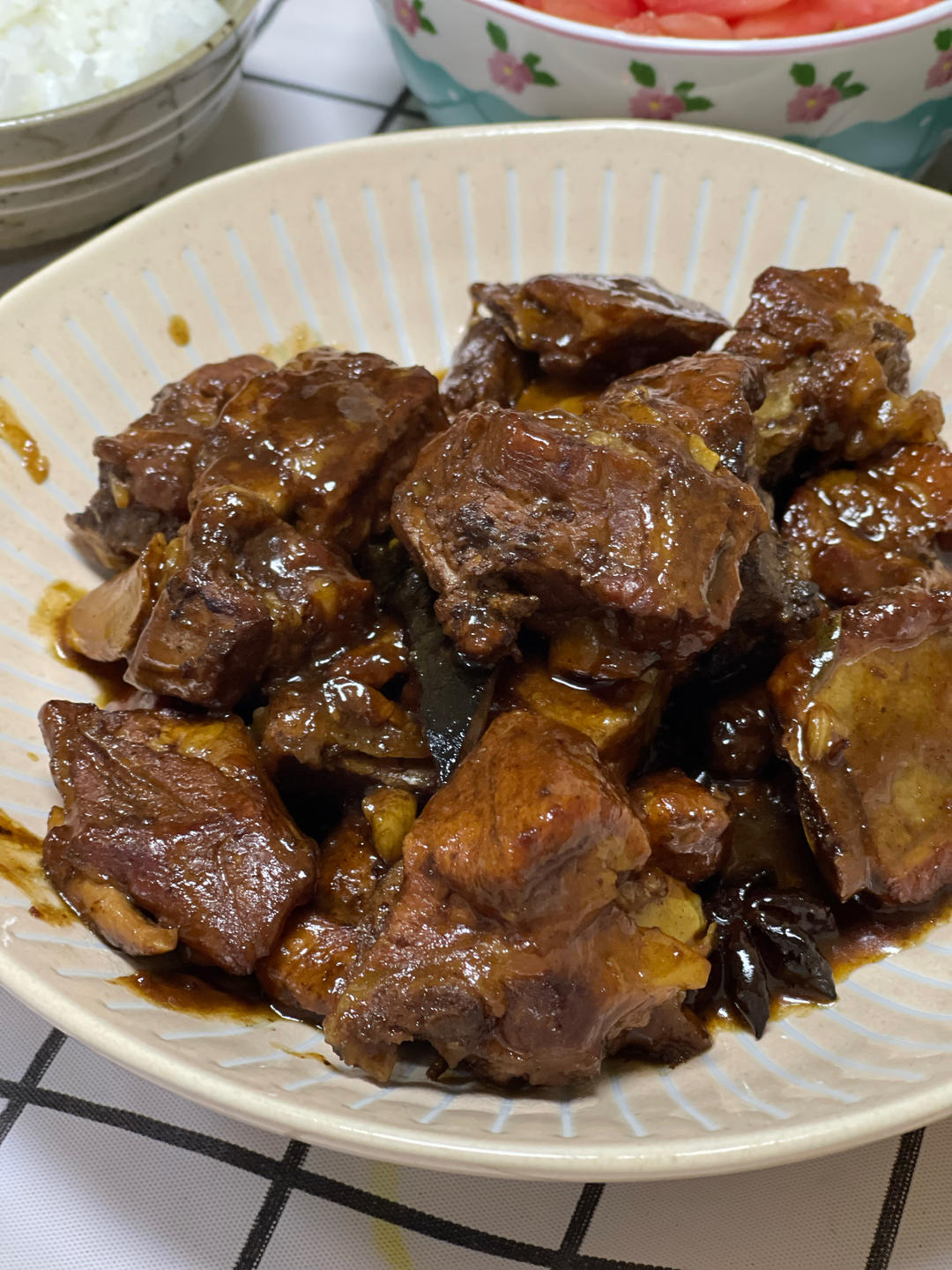 肉终于不柴，不老了，改进版红烧排骨