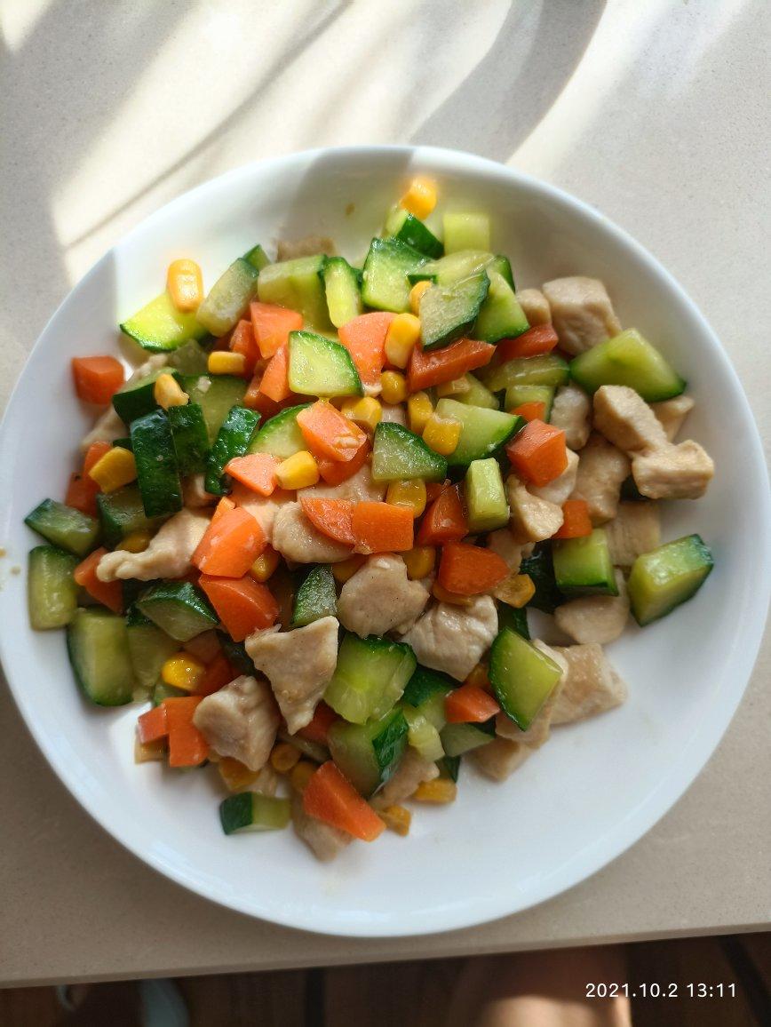 ‼️好看又好吃的三色鸡丁——鸡胸肉不腥不柴的秘密都在这里