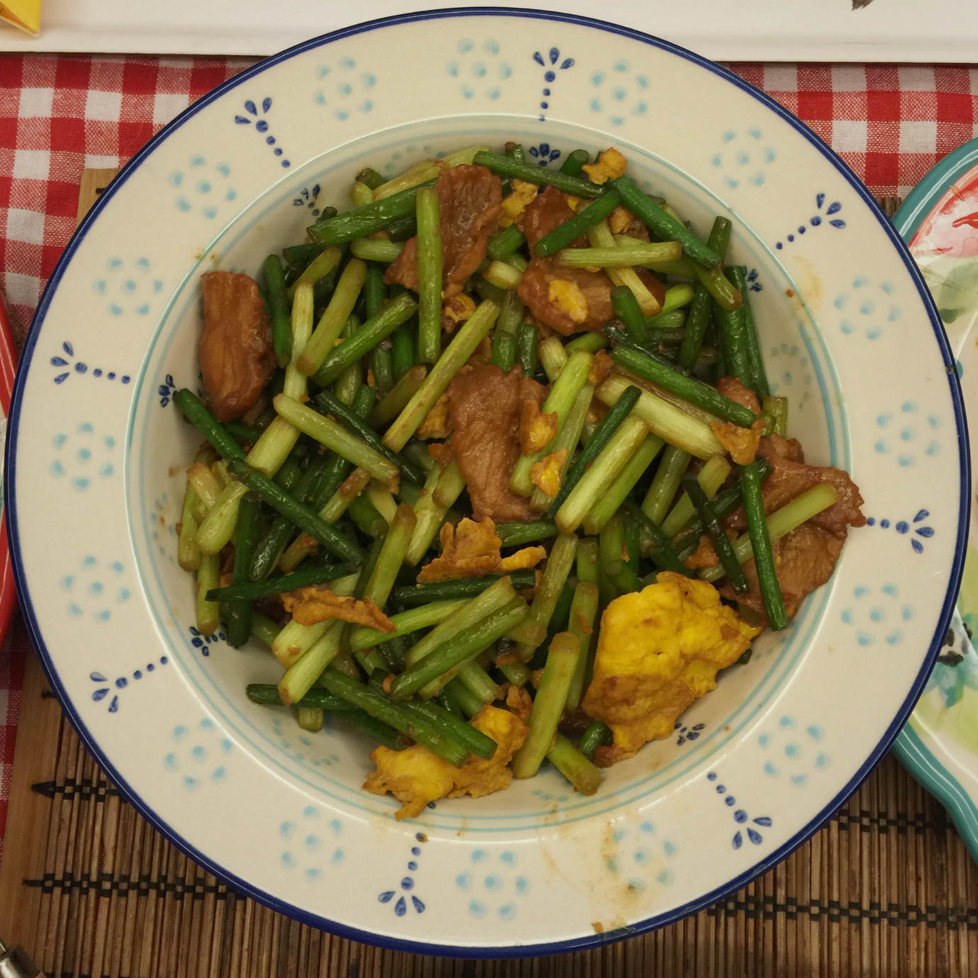 肉丝炒蒜苗