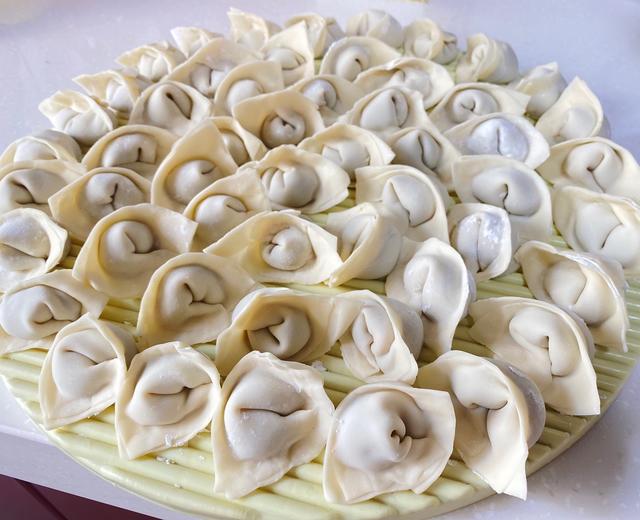 手把手教你做麻香美味大馄饨(附手法视频和干拌馄饨的方法)的做法