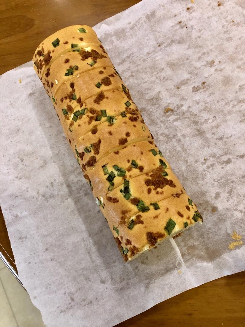 好吃又易做的香葱肉松卷