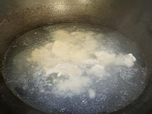 豌豆尖滑肉汤（川渝特色菜）的做法 步骤7