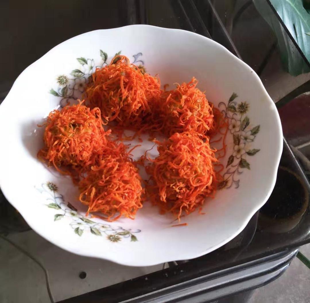 金丝绣球（无油素食）（鸟巢饭团）（胡萝卜版)的做法