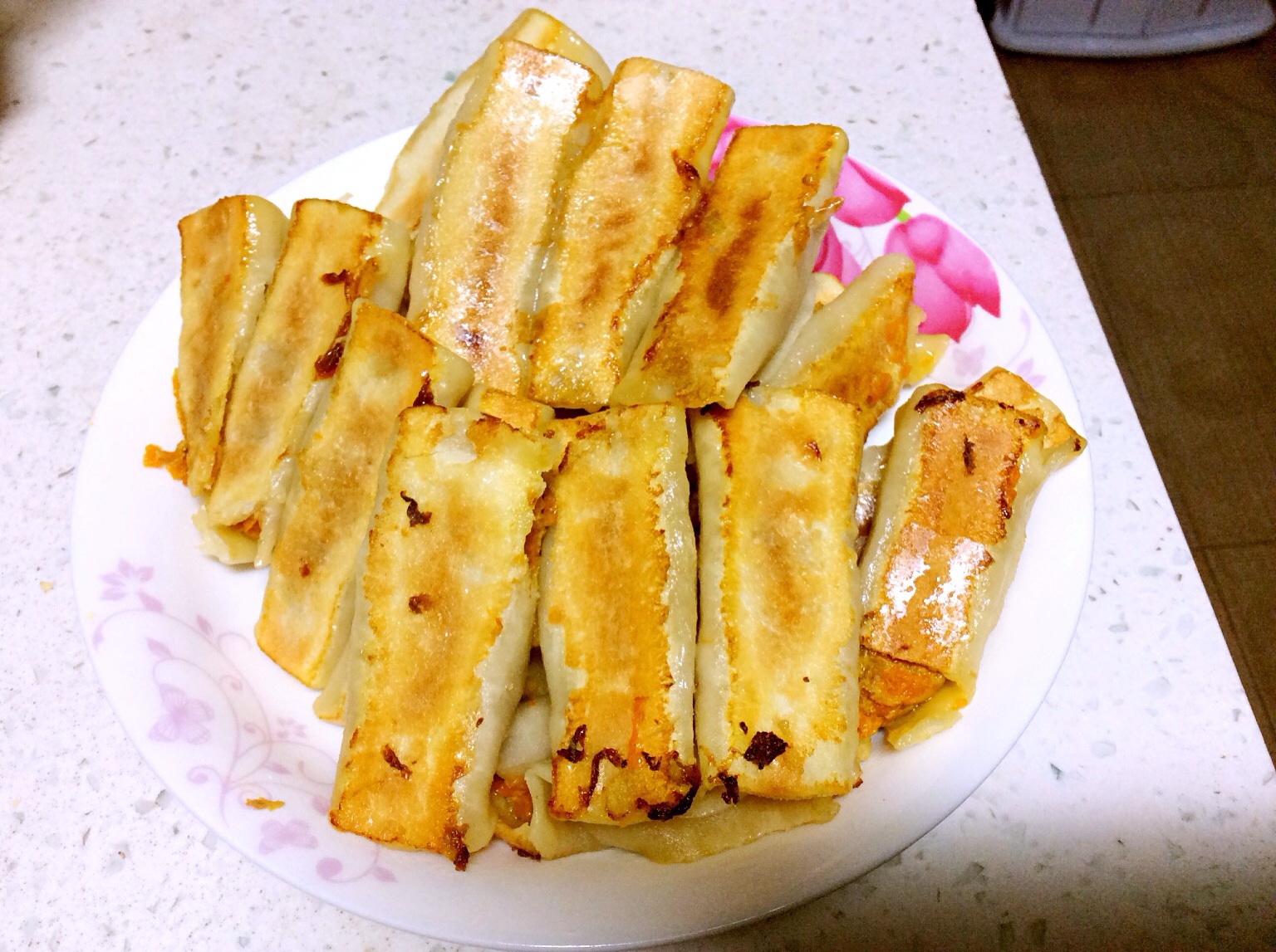 鲜脆素锅贴