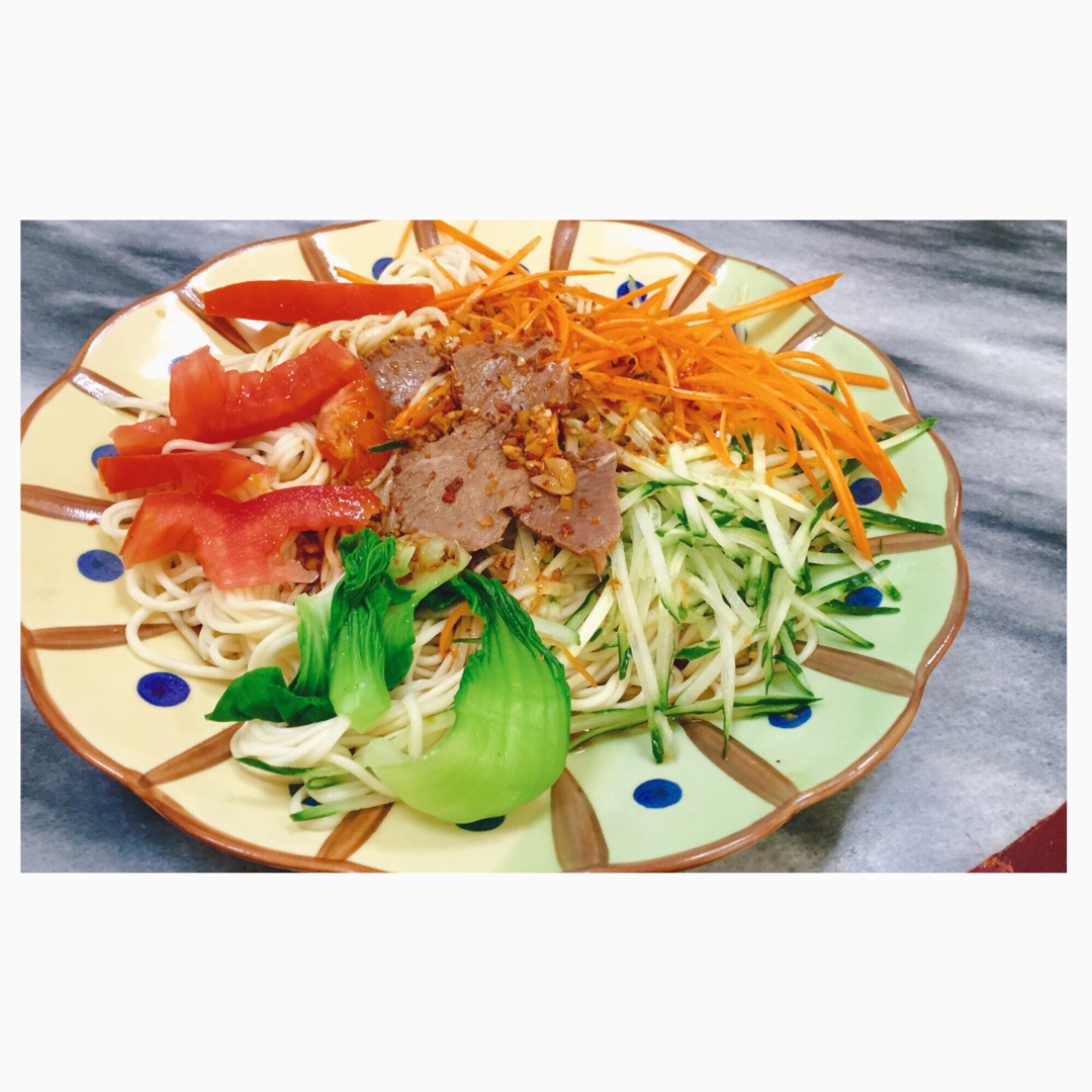 鸡丝凉面
