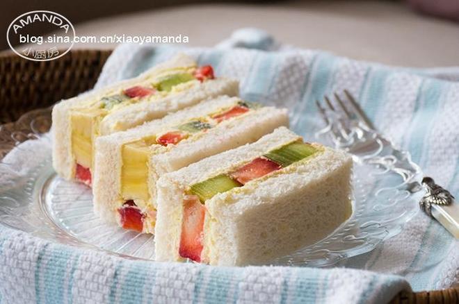 【曼食慢语】水果奶油三明治的做法