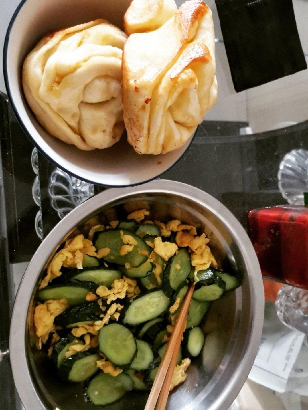 黄瓜炒鸡蛋