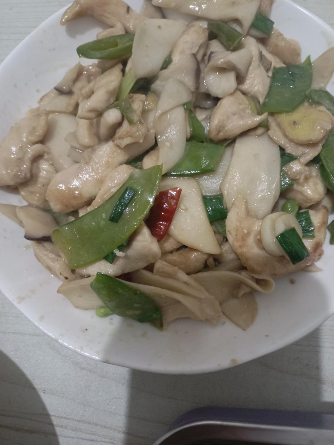 荷兰豆杏鲍菇嫩滑鸡片