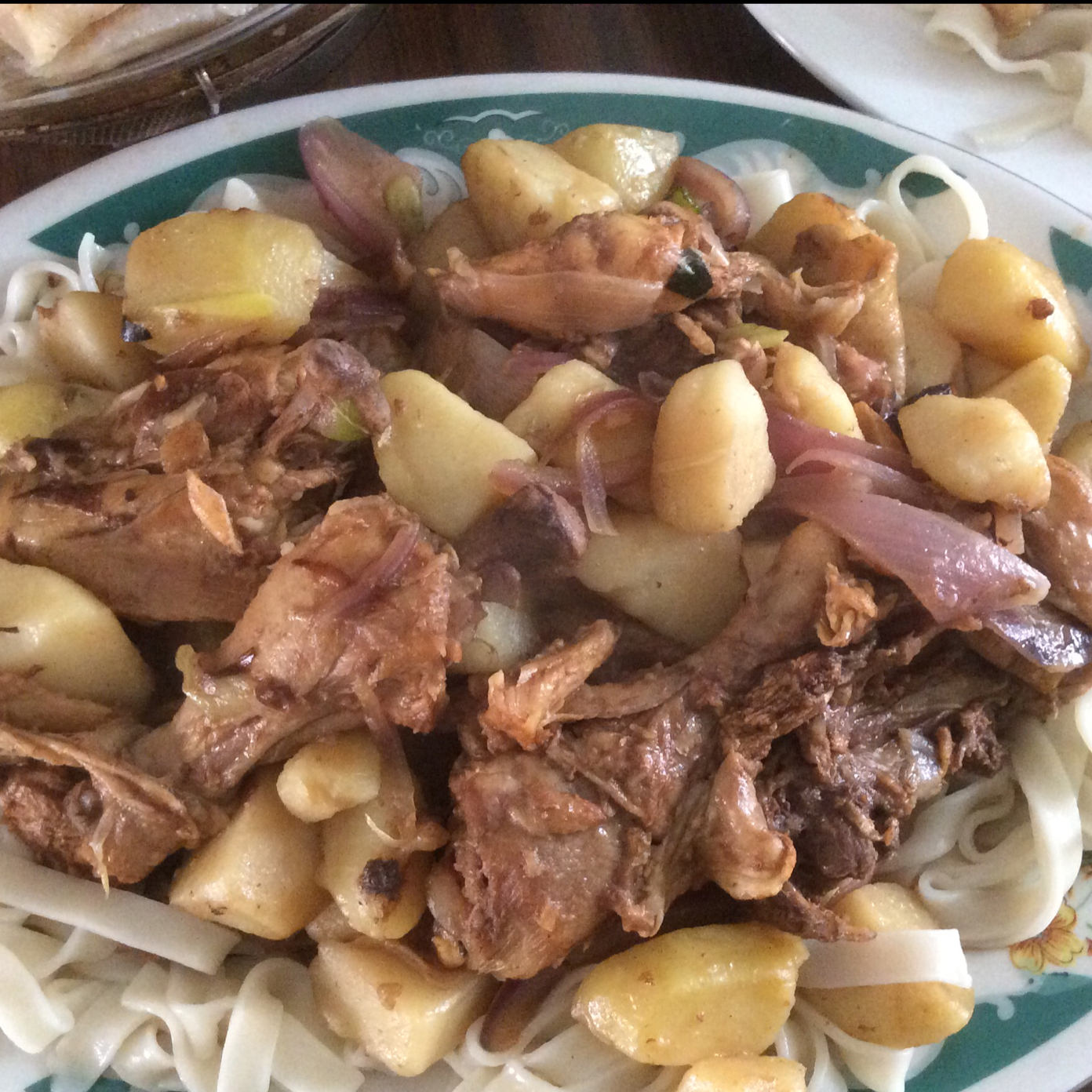 新疆大盘鸡+皮带面