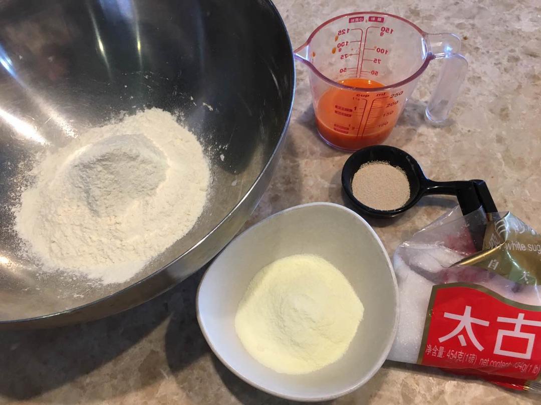 纯奶手撕吐司的做法 步骤1