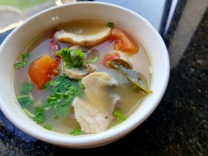 泰式冬阴鱼（酸辣鱼汤）Tom yum fish的做法 步骤8