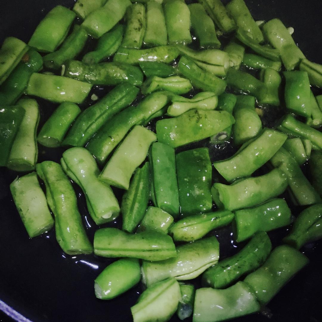 土豆四季豆闷饭