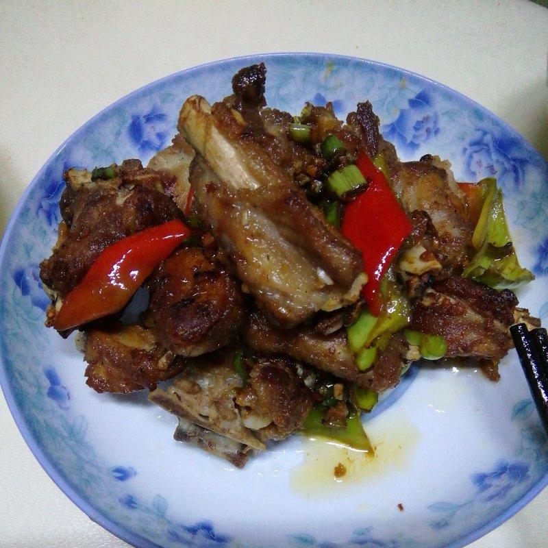 蒜香排骨 Garlic Pork Ribs