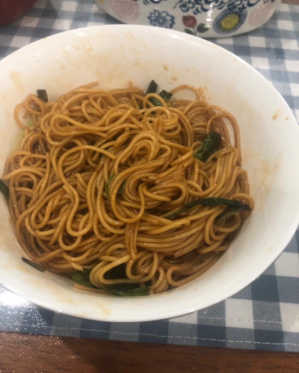 葱油拌面Spring Onion Noodles