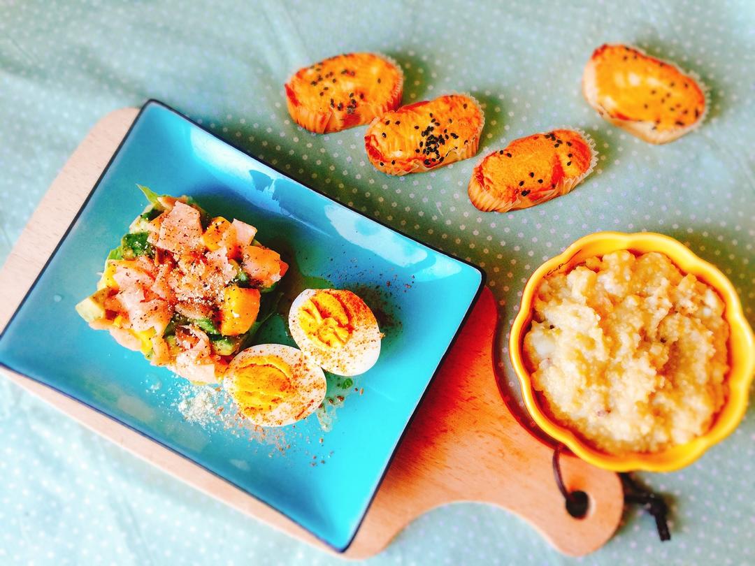 每天，叫醒我的是早餐