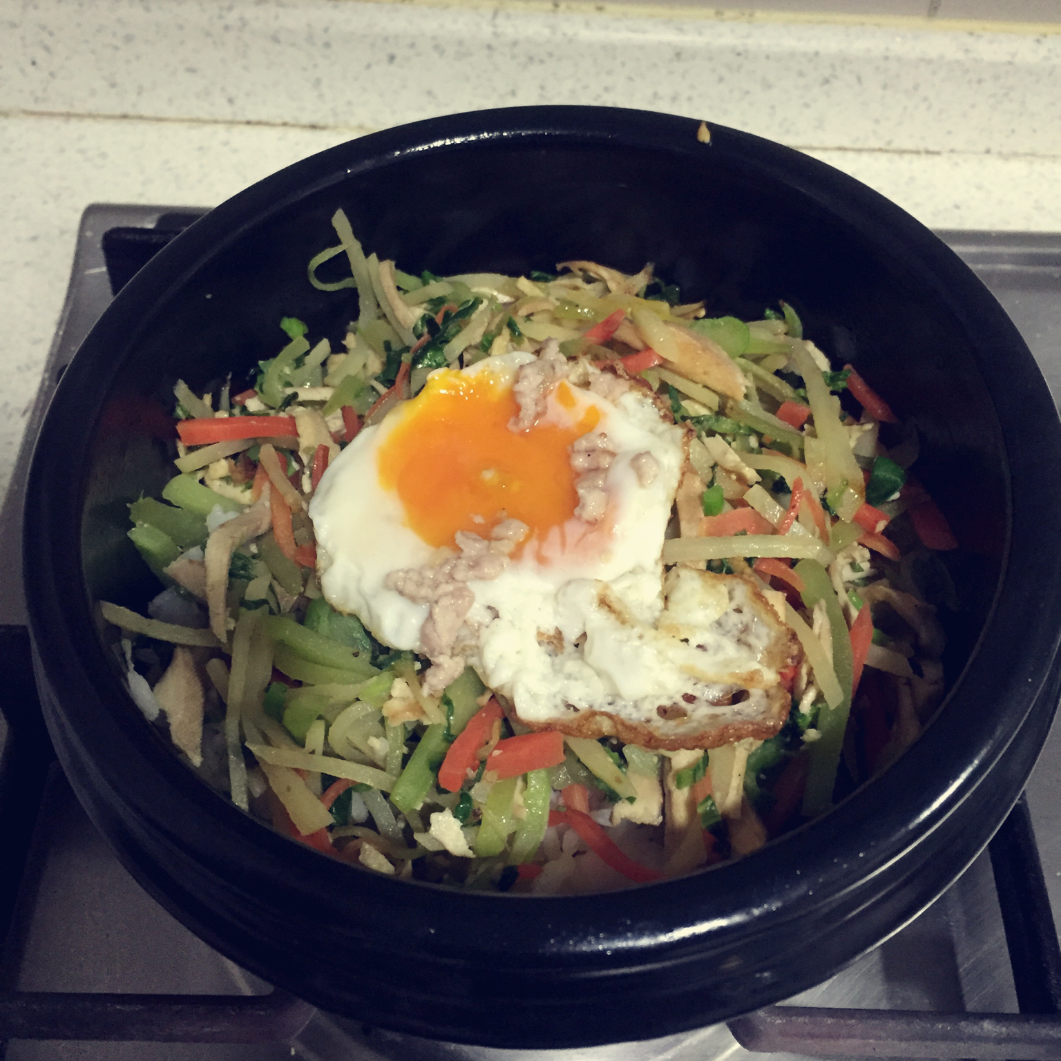韩式石锅拌饭