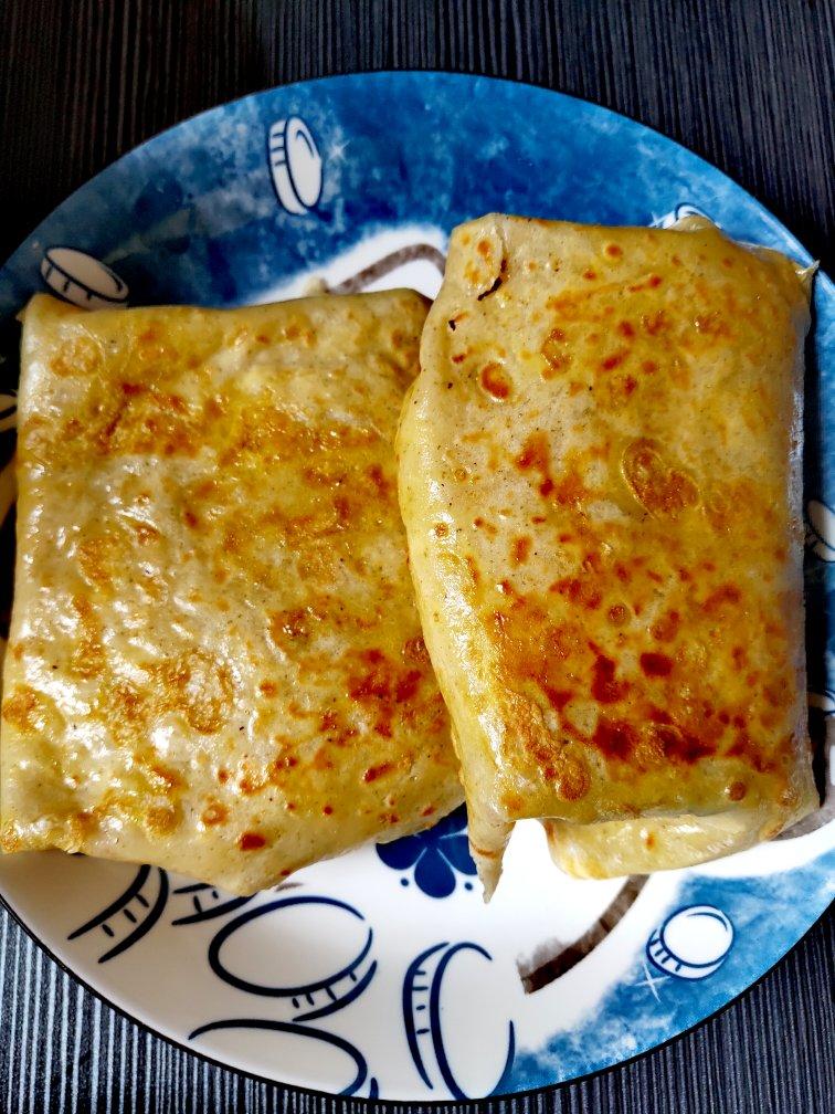 叶234做的武汉名早餐三鲜豆皮在家有个平底锅就能做