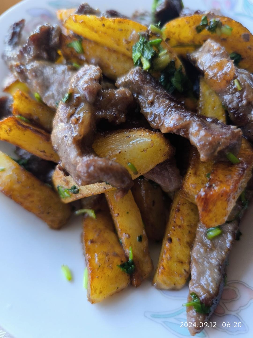 嫩滑多汁‼️一口就上瘾的㊙️牛排土豆煎锅