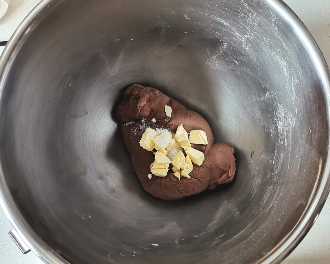 巧克力脆脆珠面包的做法 步骤2