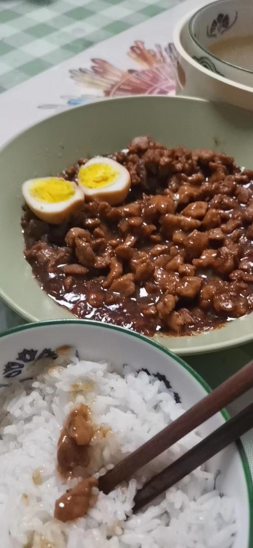 【台式卤肉饭】最地道的卤肉饭，4步就搞定！