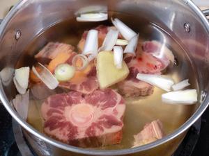 【盒马厨房】韩式牛尾汤的做法 步骤2