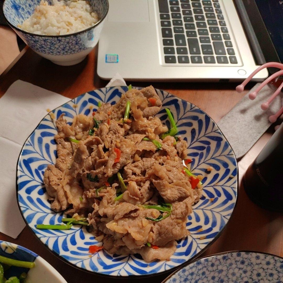 🔥嫩滑爽口的香菜炒牛肉🐂