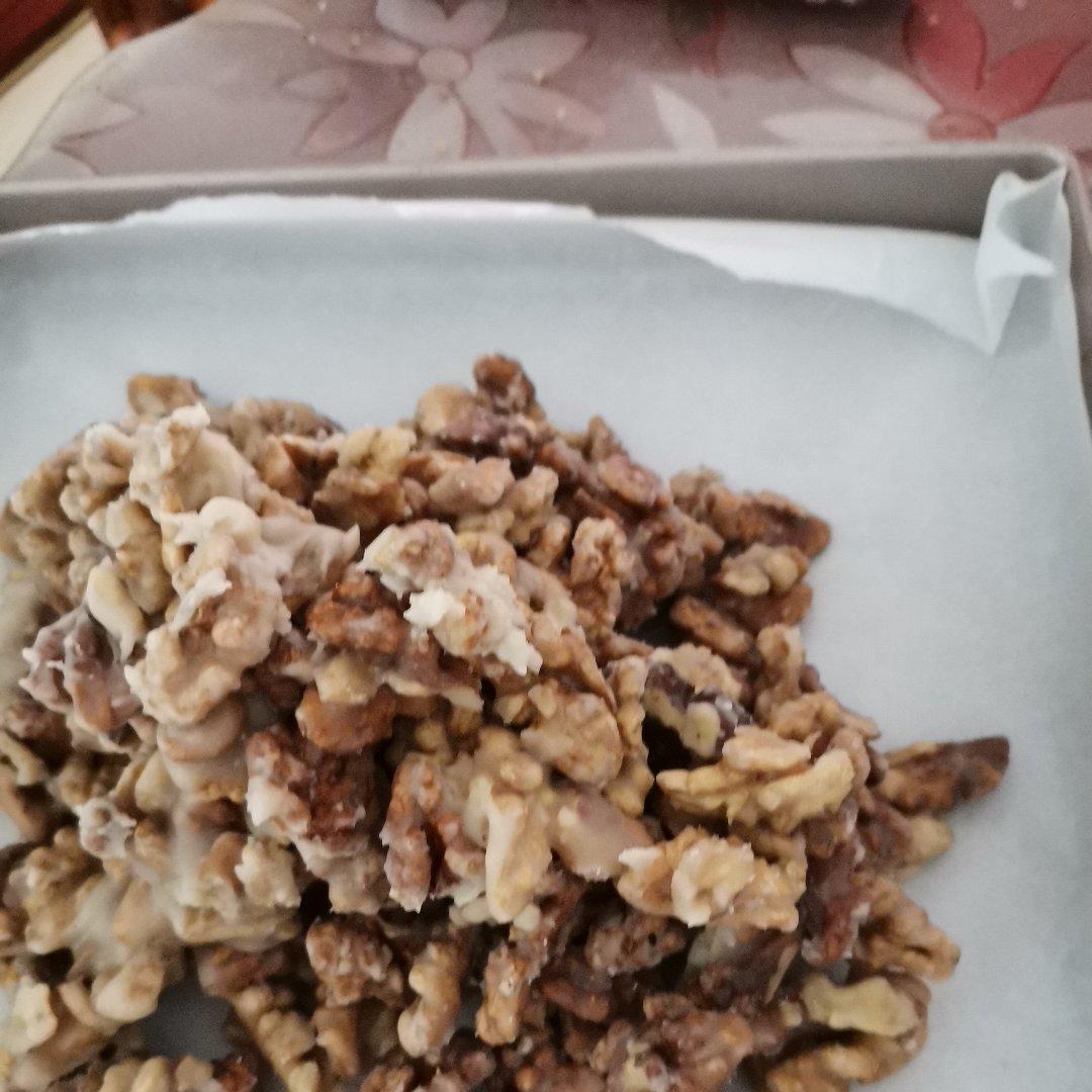 烤箱版蜂蜜冰糖琥珀核桃仁