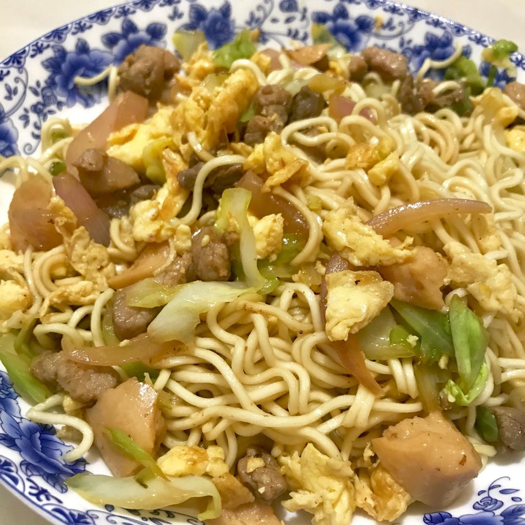 炒方便面￨幸福感爆棚