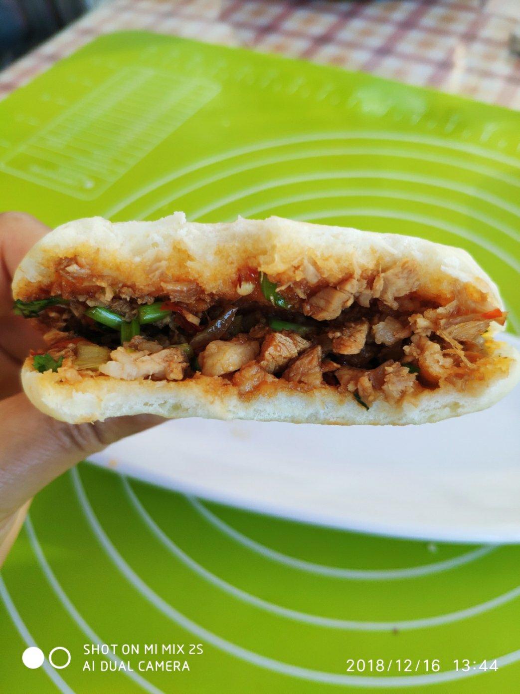 肉夹馍(白吉馍的制作)