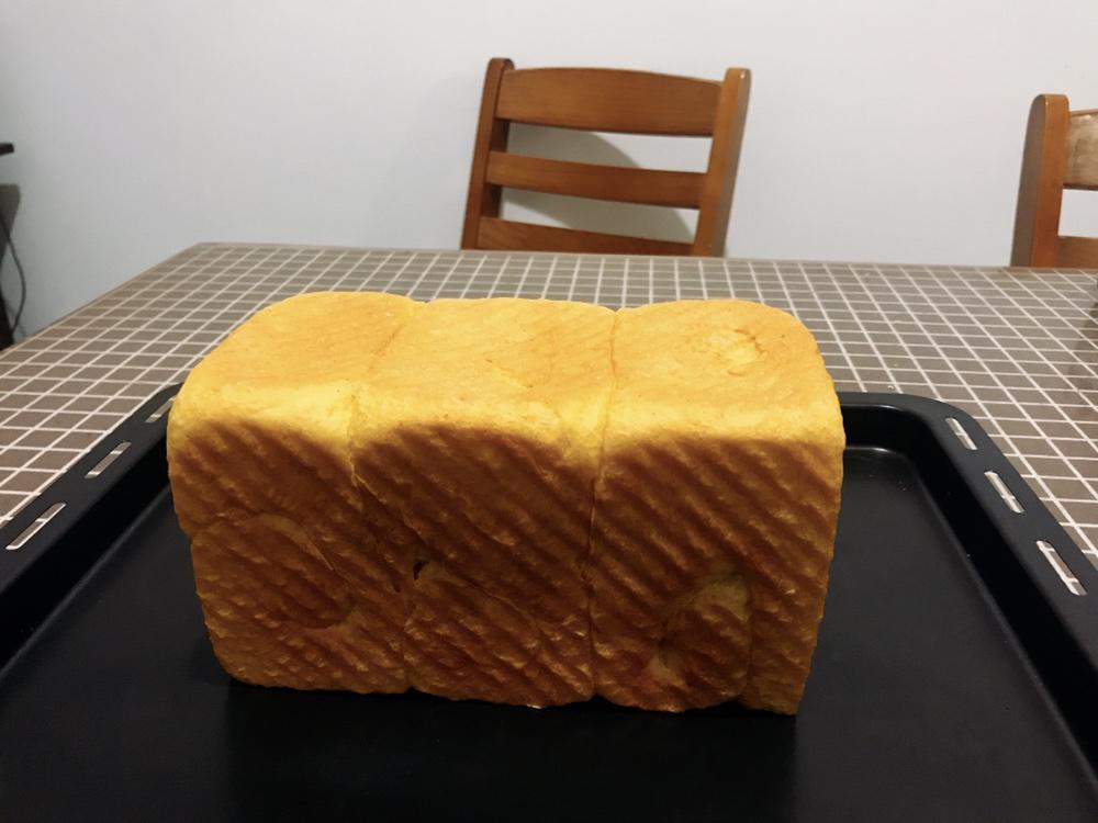 南瓜吐司（南瓜小餐包)