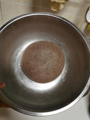 可盐可甜纯黑麦粉手揉面包的做法 步骤4