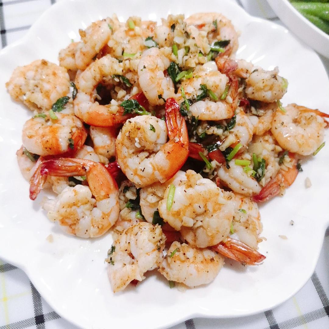 蒜香黄油虾『蒜香虾仁』炒虾仁  生酮